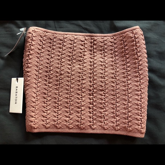 BNWT Aritzia - Babaton top, Size S/P - Picture 1 of 4